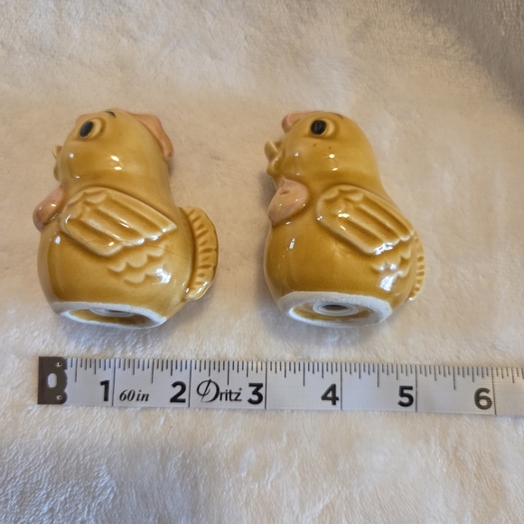 Vintage Cartoon Baby Chicken Salt and Pepper Shakers Ceramic - Picture 6 of 7